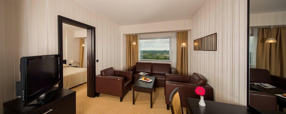 Hotel Ösek Dış mekan fotoğraf