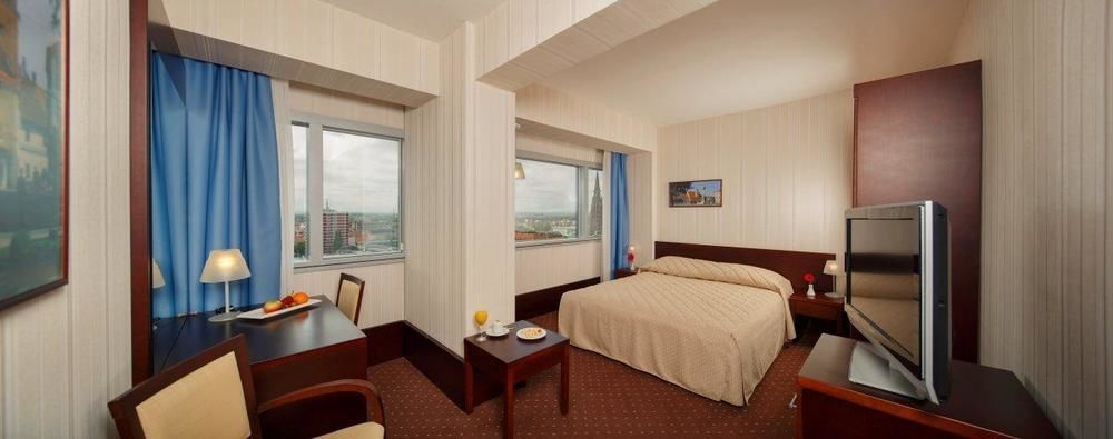 Hotel Ösek Dış mekan fotoğraf