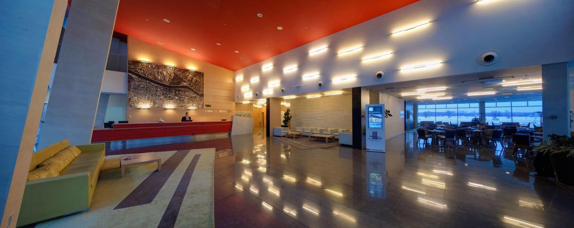 Hotel Ösek Dış mekan fotoğraf